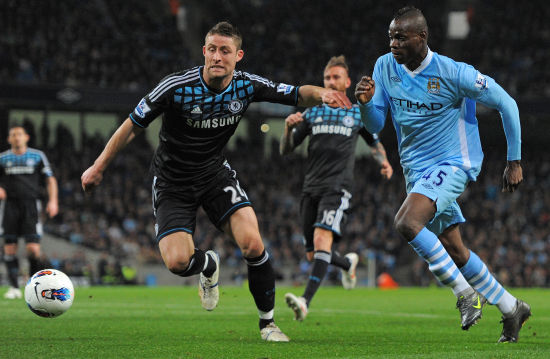 迅速做出反 迅速做出反